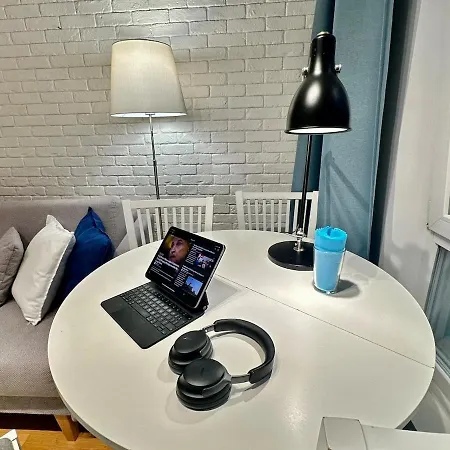 Before Making Request, Read My Profile Host At The Bottom Of Page # Smyk Wifi 1Gbs 70'Tv Max Disney Appletv Netflix