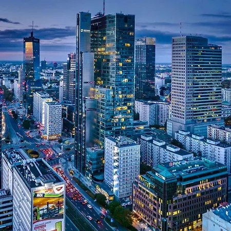 Apartment Before Making Request, Read My Profile Host At The Bottom Of Page # Smyk Wifi 1Gbs 70'Tv Max Disney Appletv Netflix Warsaw